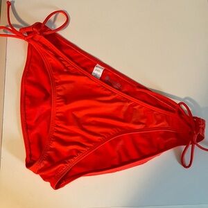 Athleta Notsostring Bikini Bottom.  Size L.
